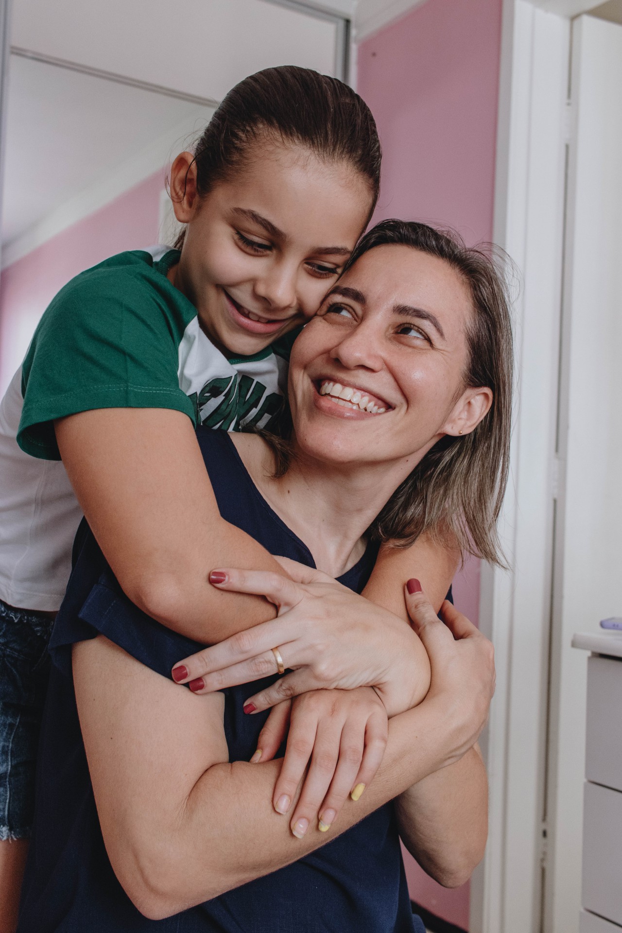 "Na época, eu acreditava que não ia conseguir ter filhos. Mas aí o tempo foi passando, eu fui conhecendo mais sobre a doença", relata Juliana Melo.