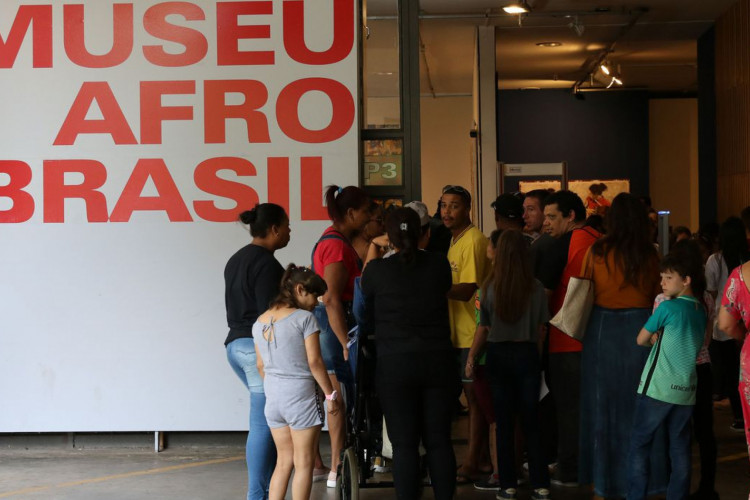  Museu Afro Brasil inaugura uma série de exposições em celebração ao Mês da Consciência Negra, no Parque Ibirapuera.