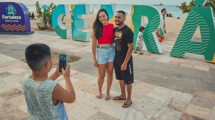 Fortaleza, Ce, BR 06.11.22- Letreiros da Beira Mar atraem turistas e moradores por ser um excelente local para fotos(Fco Fontenele/O POVO)