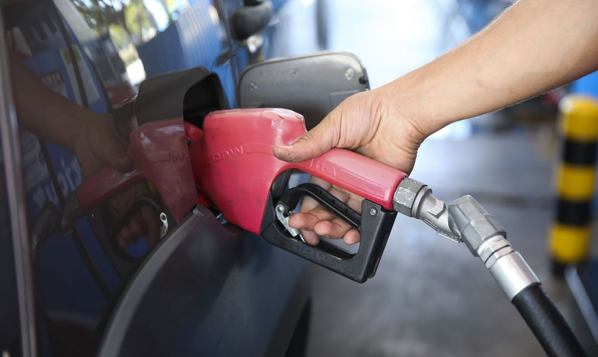 Gasolina no Ceará é a terceira mais barata do Nordeste e quarta do Brasil (Foto: José Cruz/Agência Brasil)