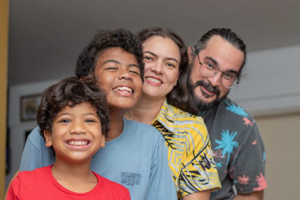 FORTALEZA, CEARÁ, BRASIL, 16-11-2022: Dia da Consciência Negra com a família de Nílbio Thé, pai do adolescente Guilherme Thé. (Foto: Samuel Setubal/ Especial para O Povo)