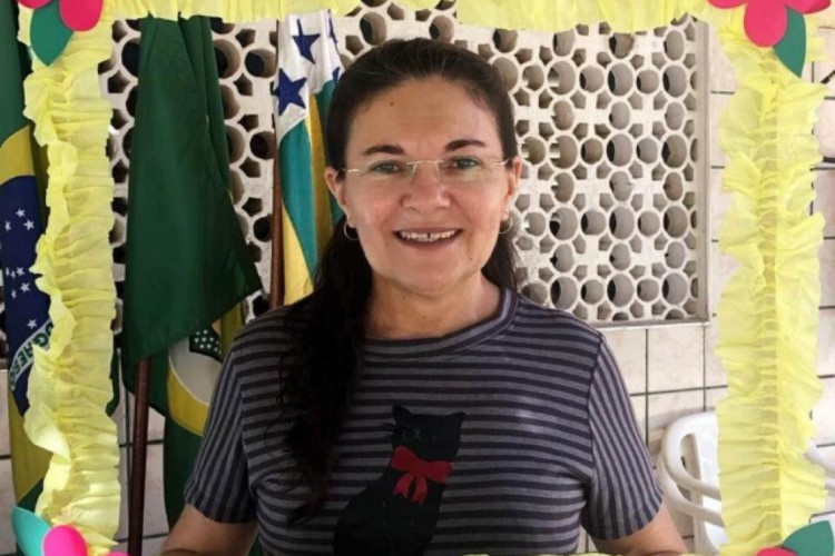 Professora Núbia Rocha, que acertou o tema da redação do Enem pelo segundo ano seguido (2021 e 2022), atua na rede pública de ensino em Santana do Acaraú