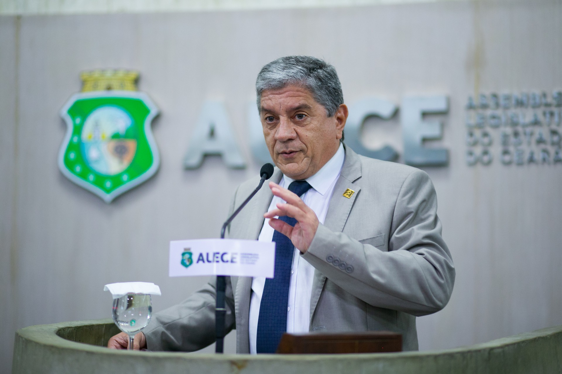 ￼JOSE SAMPAIO FILHO é presidente do Simec, que representa essa indústria (Foto: AURÉLIO ALVES)