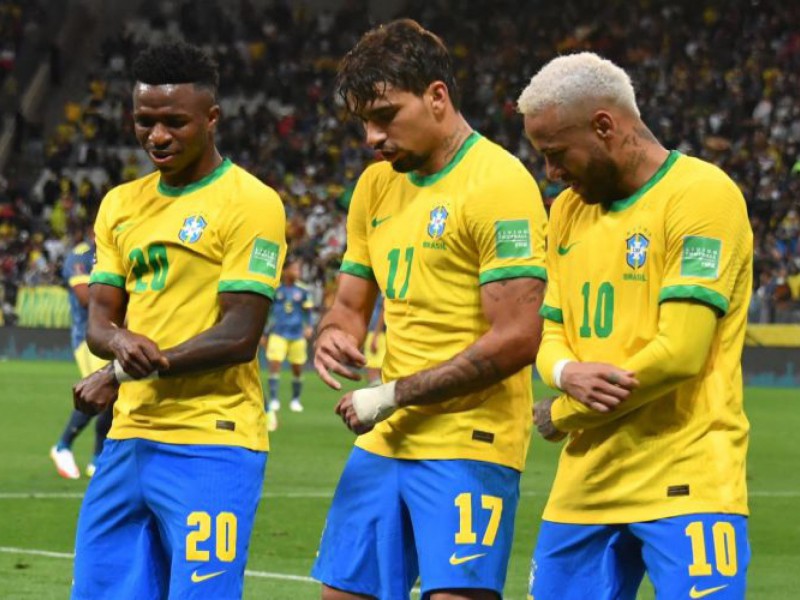 COPA DO MUNDO 2022: Tite convoca Brasil para o Mundial, time conta com 16  estreantes em Copa - Clube 92 FM
