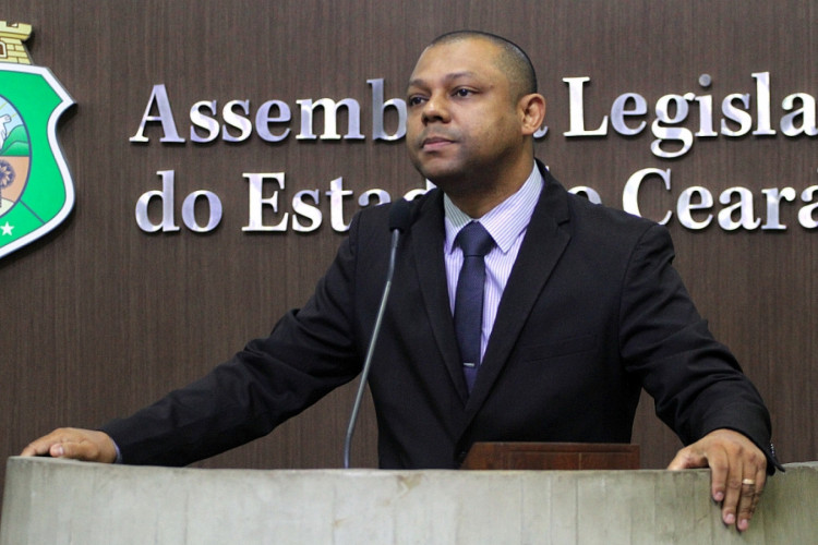 Deputado estadual Soldado Noelio. 