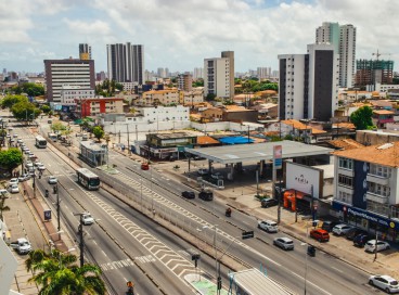 Parquelândia: avenida Bezerra de Menezes é uma das principais da cidade  