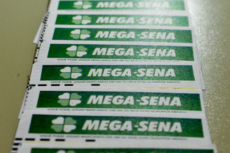 Bilhetes de aposta da mega-sena