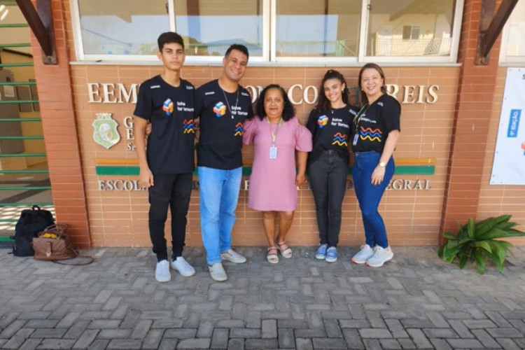 Estudantes do município de Cascavel vencem prêmio nacional com cápsula que mata larva do Aedes aegypti