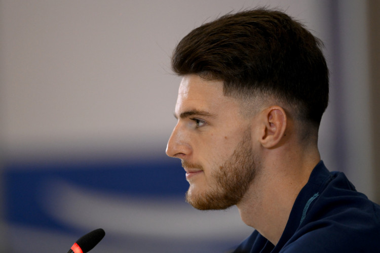 Declan Rice em coletiva de imprensa pela Inglaterra 