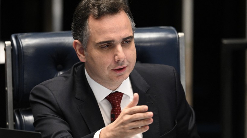 ￼PRESIDENTE do Senado Federal, Rodrigo Pacheco, 
tem dito que o projeto será votado pela Casa até outubro