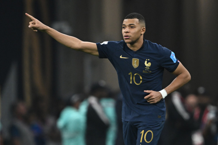 Mbappé comemora hat-trick na final da Copa do Mundo