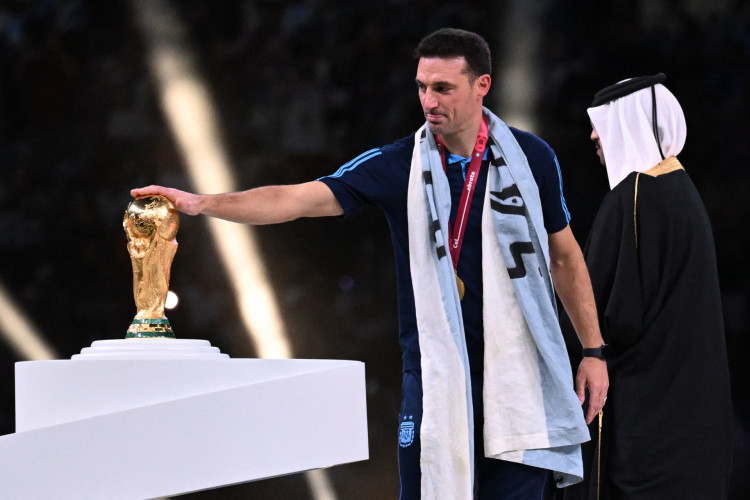 Scaloni leva Argentina ao tricampeonato da Copa do Mundo