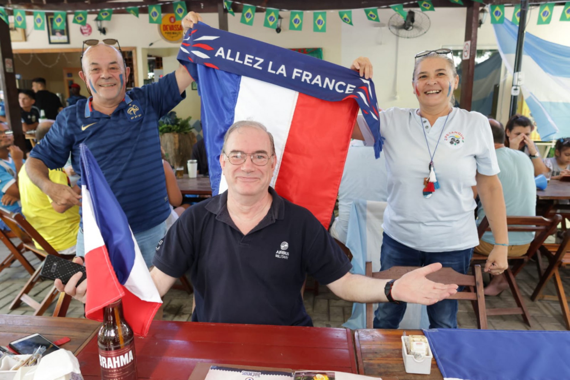 Torcedores franceses assistem final da Copa contra a Argentina