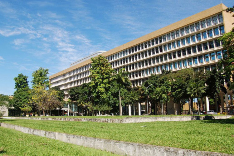 UFRJ 