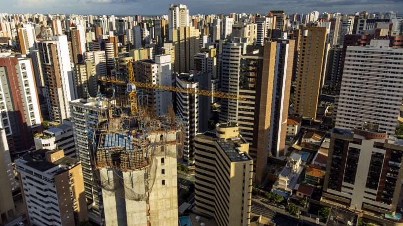 Vendas de imóveis em Fortaleza captam alta de até 20,3% em 2023
