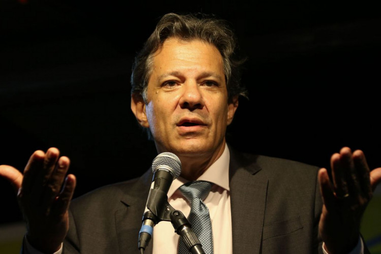 O ministro indicado para a Fazenda, Fernando Haddad, durante coletiva no CCBB