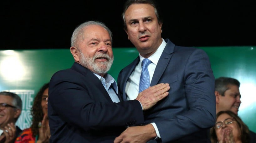 ￼ LULA e Camilo Santana: ministro intocável 