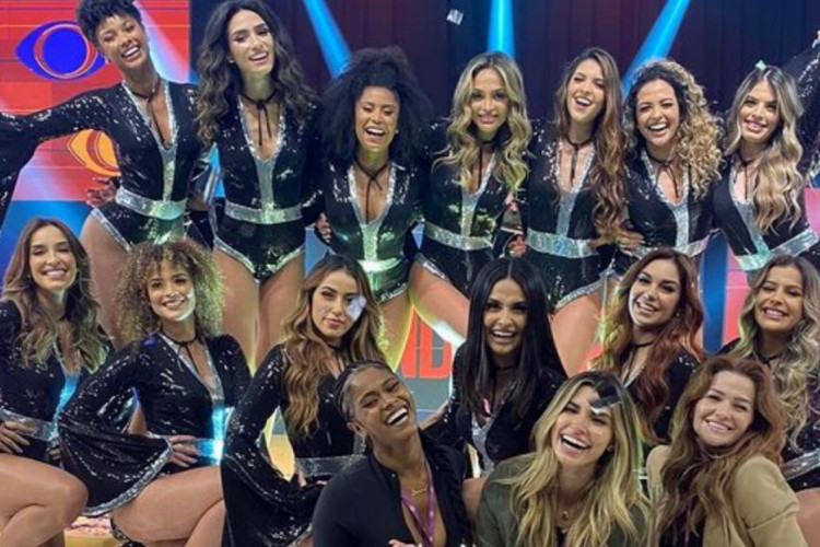 Todas as 17 bailarinas do programa Faustão na Band foram desligadas