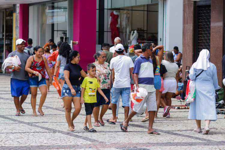 ￼A CAPITAL cearense é o terceiro município brasileiro com mais pessoas pardas