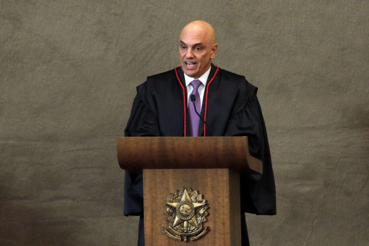 Presidente do TSE, ministro Alexandre de Moraes, durante a cerimônia de diplomaçãodo presidente eleito, Luiz Inácio Lula da Silva, e do vice, Geraldo Alckmin, na sede do TSE