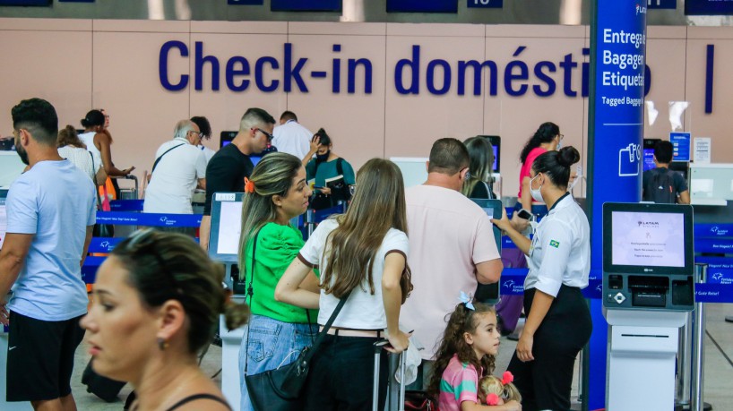 Movimentação no Aeroporto de Fortaleza em março deve ser de aproximadamente 470 mil pessoas.