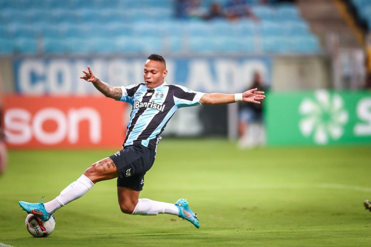 Janderson vestiu a camisa do Grêmio em 2022