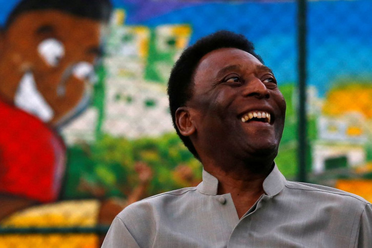 Pelé mudou os rumos do esporte mais popular do Brasil