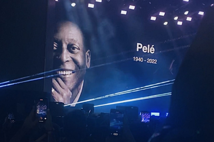 David Guetta homenageia Pelé no show em Fortaleza