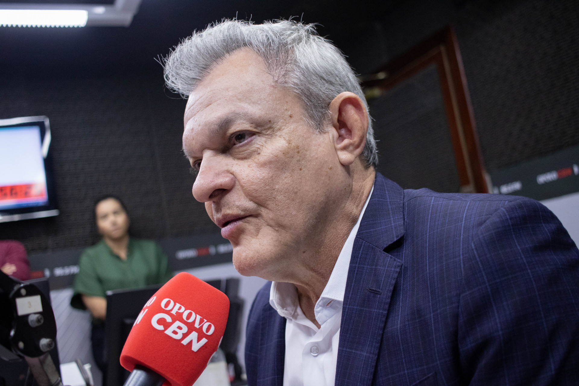 ￼JOSÉ SARTO em entrevista à rádio O POVO CBN (Foto: Samuel Setubal/Especial para O Povo)