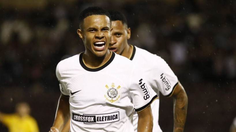 Corinthians aplica goleada de 4 a 0 na estreia da Copa São Paulo