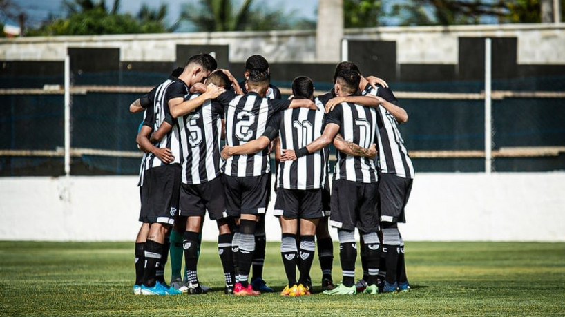 Jogadores e comissão técnica do Ceará na Copinha tiveram intoxicação alimentar 