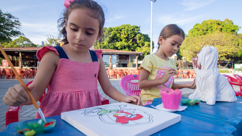 Programação infantil das férias na praça do Lago Jacarey