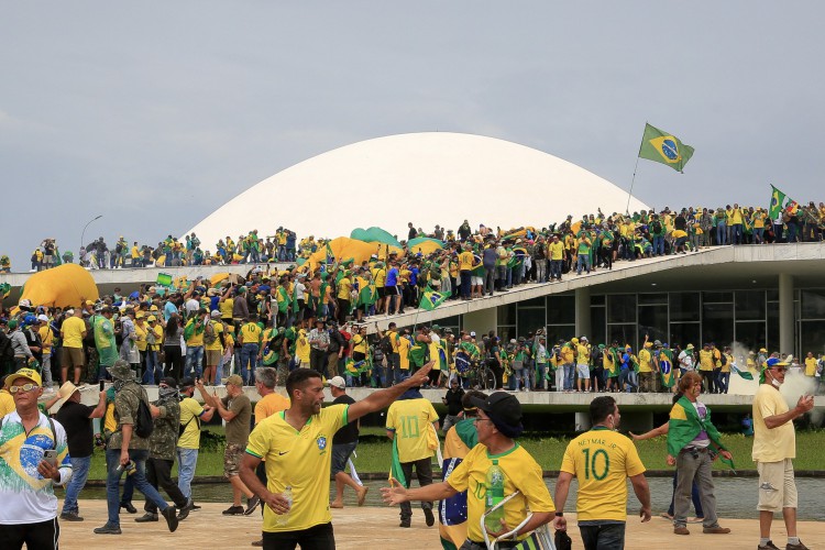 ￼Apoiadores de Bolsonaro invadiram sedes dos Três Poderes em 8 de janeiro de 2023