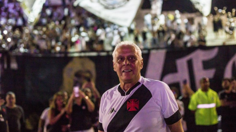 Roberto Dinamite está marcado na história do futebol brasileiro como o maior artilheiro do principal campeonato nacional de futebol
