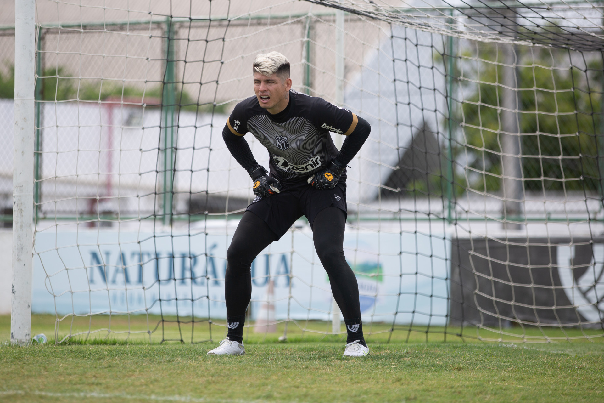 Alfredo Aguilar teve atuação questionada em Salvador (Foto: Felipe Santos/Cearasc.com)