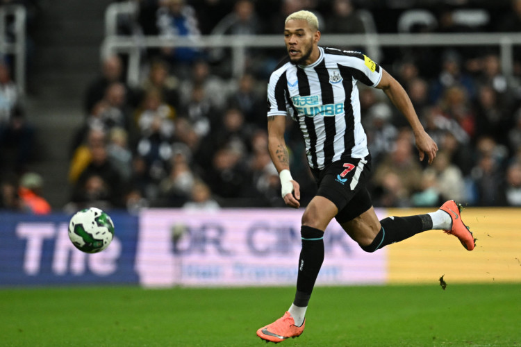 Meia-atacante brasileiro Joelinton em jogo do Newcastle