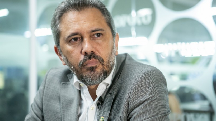 ￼  Governador do Ceará Elmano de Freitas