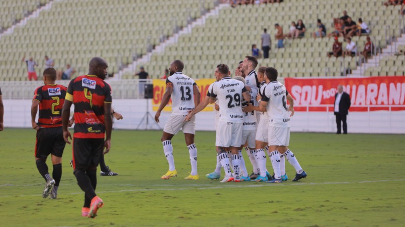 Ceará goleia Guarani de Juazeiro por 5 a 0 na Arena Romeirão