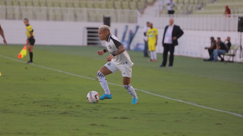 Ceará goleou o Guarani de Juazeiro por 5 a 0 na estreia no Campeonato Cearense