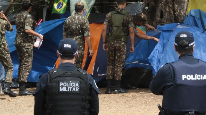 ￼Polícia e Exército desmobilizaram acampamento em Brasília apenas na segunda-feira 