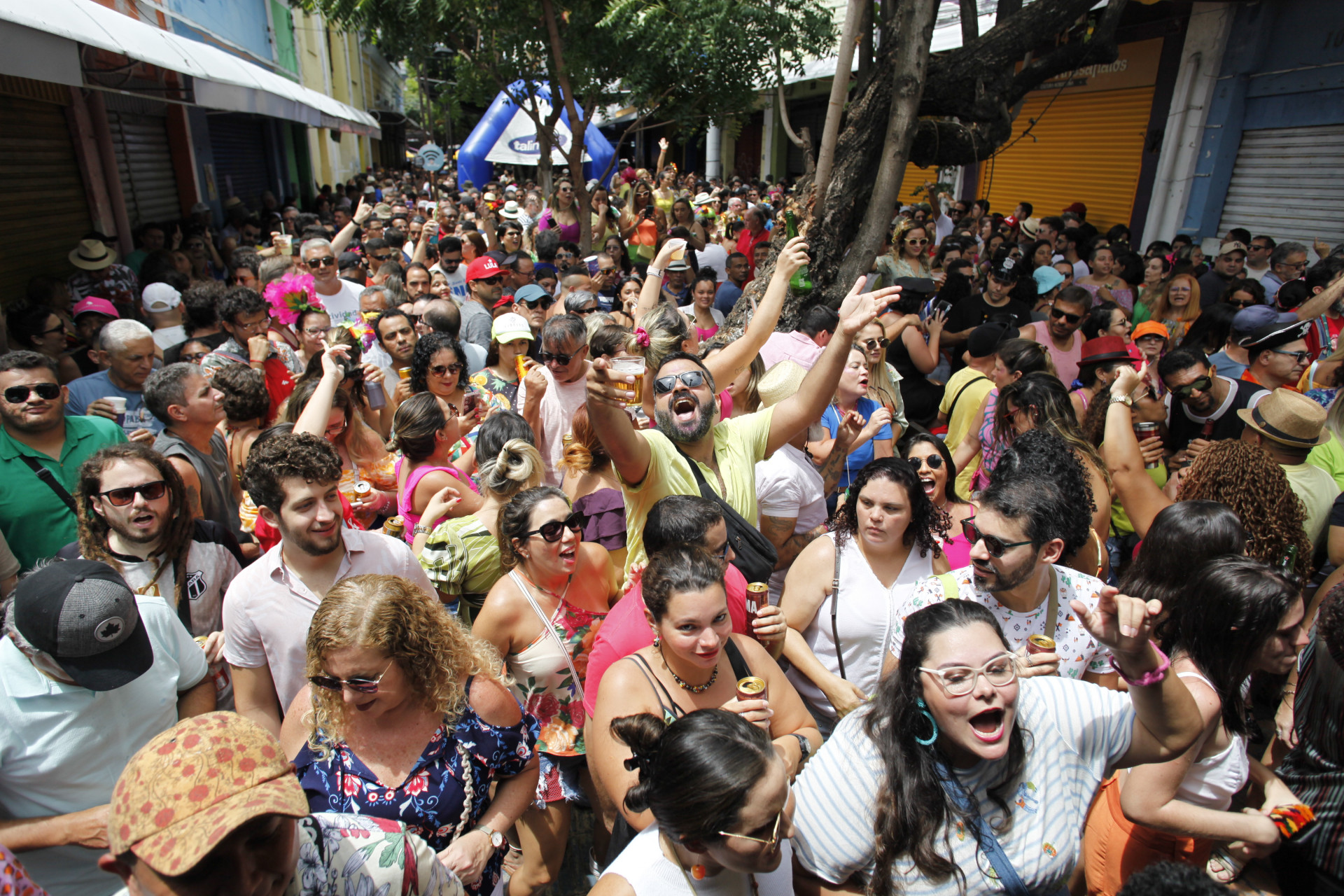 Segundo fim de semana de pré-carnaval tem 18 paredões de som apreendidos em  Fortaleza, Ceará