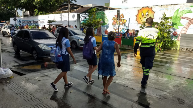 AMC realiza campanha educativa com foco na volta às aulas em Fortaleza 