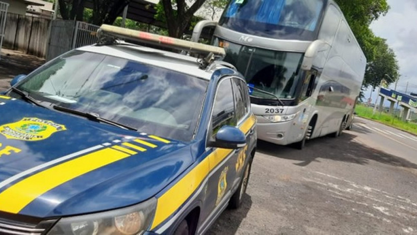 PRF durante apreensão de ônibus que transportava terroristas para Brasília