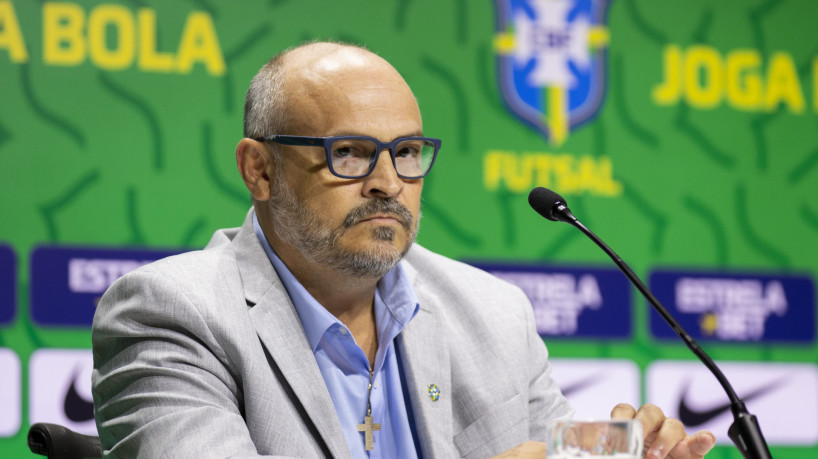 Wilson Sabóia, técnico da seleção brasileira feminina de futsal, em entrevista coletiva na sede da CBF, no Rio de Janeiro