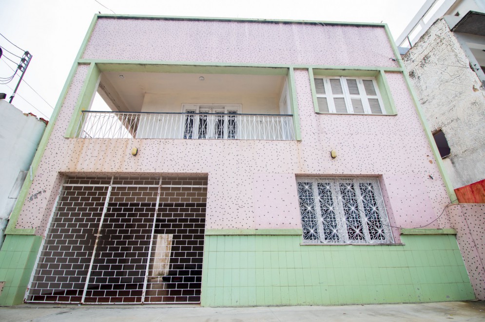 Última casa da Avenida Beira Mar será demolida após seis décadas como parte da paisagem(Foto: Samuel Setubal/Especial para O Povo)