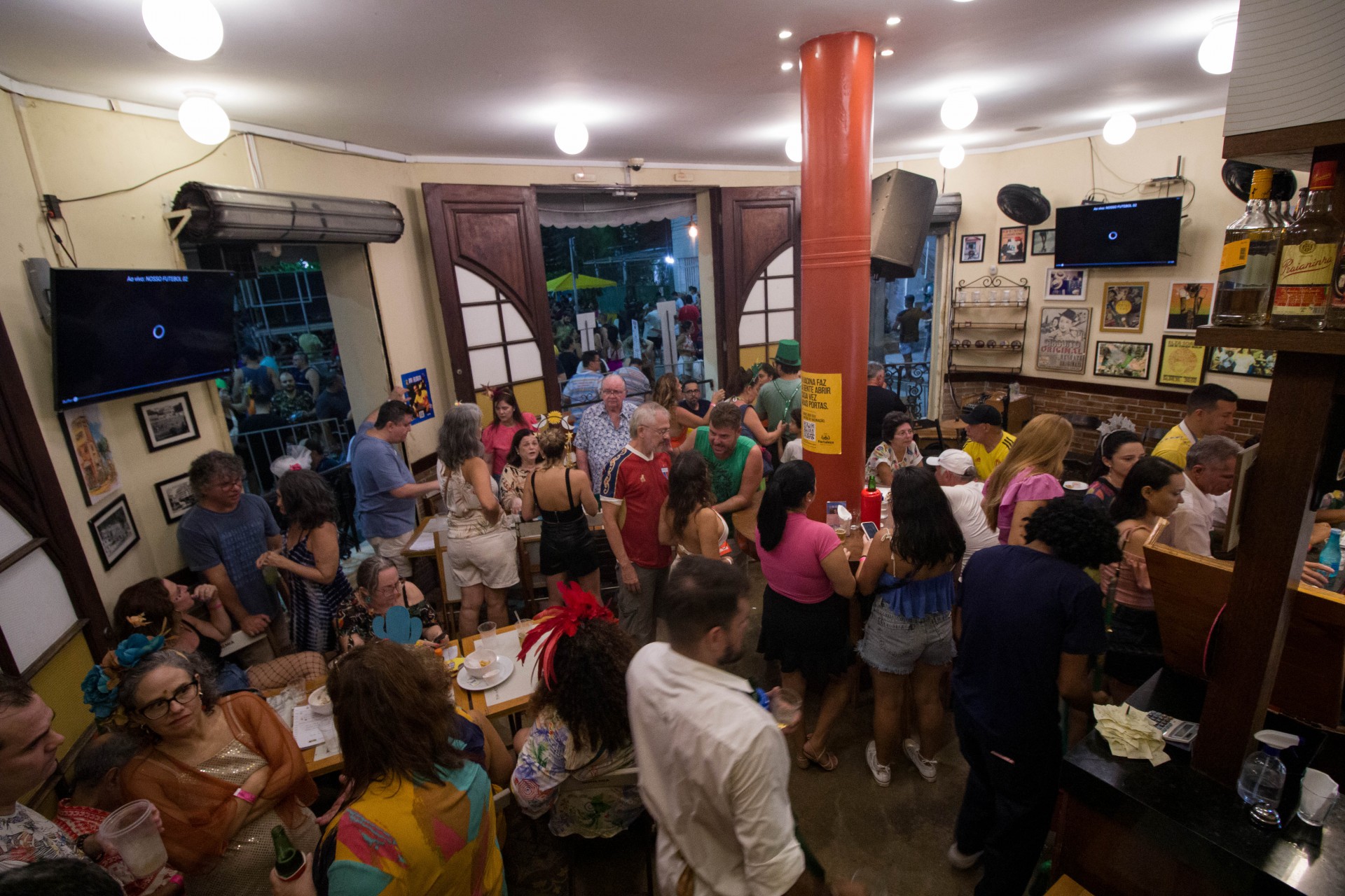 O restaurante Teresa & Jorge fica no tradicional polo de pré-carnaval da Mocinha, nas ruas Padre Climério com João Cordeiro, e também entra no roteiro dos foliões