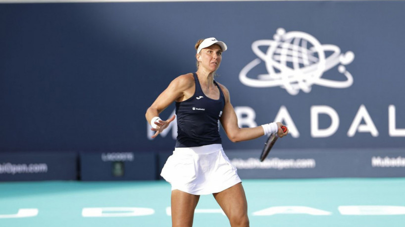 Bia Haddad sai atrás, mas vira em estreia no WTA 500 de Abu Dhabi