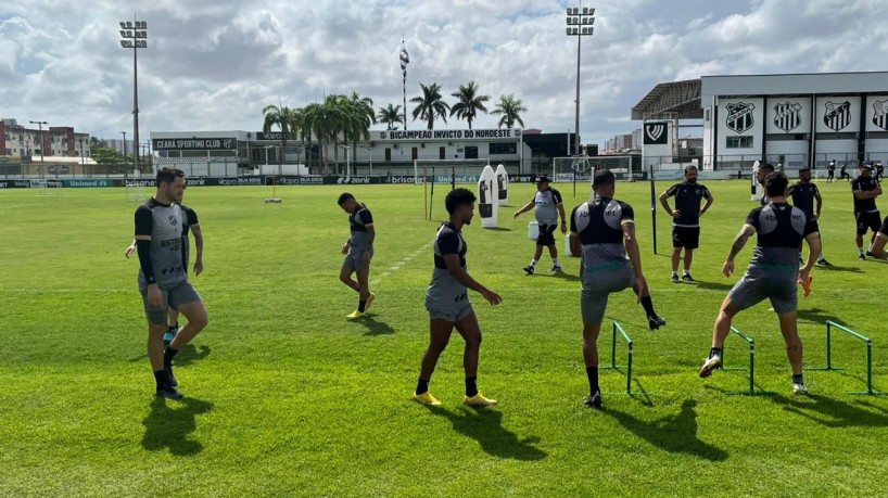 Warley, Pedro Lucas e Willian Maranhão treinaram com elenco