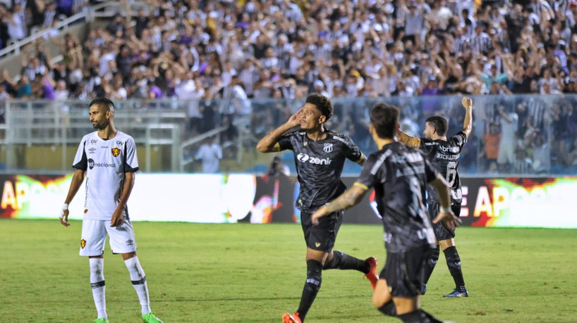 Ceará e Sport se enfrentaram no PV, pela Copa do Nordeste. Willian Formiga abriu o placar para o Vovô