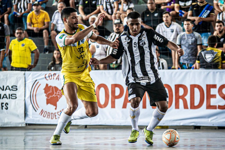 Registro do confronto entre Jijoca e Ceará, pela final da Copa do Nordeste de futsal em 2022